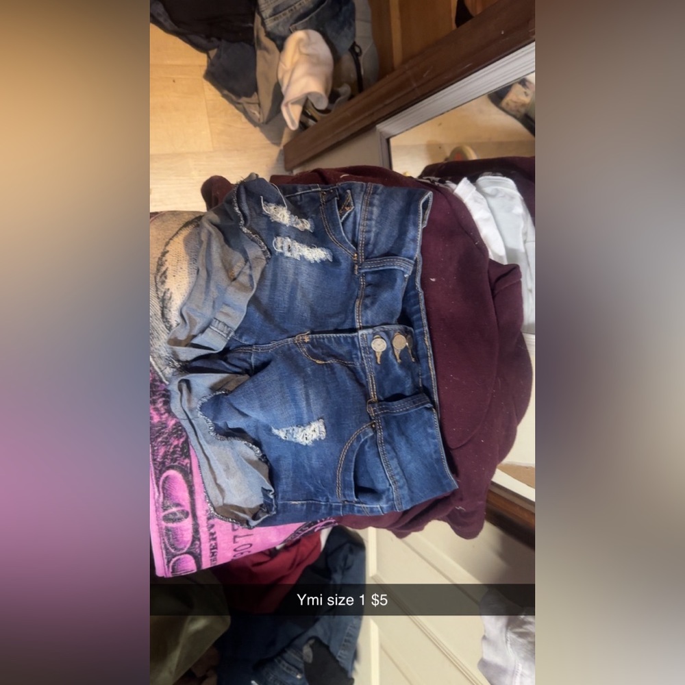 Jeans - Picture 8 of 16